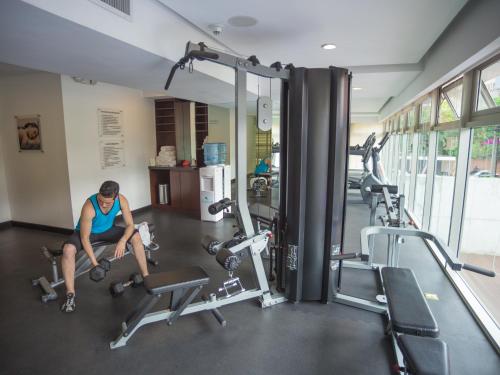 Pusat kecergasan dan/atau kemudahan kecergasan di Adriatika Hotel & Residence