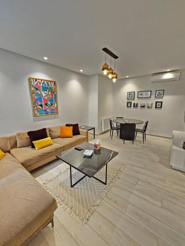 Contemporary Haven of La Marsa S 22