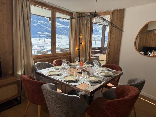 Appartement neuf et cosy les Tommeuses vue splendide, sur piste, Tignes Val Claret