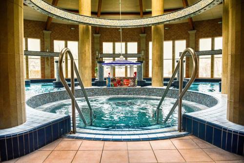 Hồ bơi trong/gần Léda Apartmanok 1-2 Siófok Aranypart