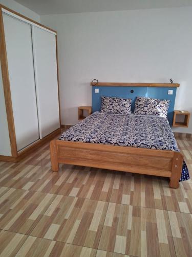 Llit o llits en una habitació de Vue Mboungoubé