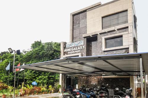 Ảnh trong thư viện ảnh của Hotel O Galaxy ở Kānchrāpāra