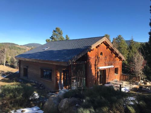 Une chambre d'hôtes au coeur du chalet Mitja, calme et bien être assurés