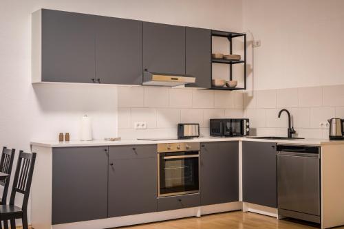 Foto Großzügiges Altbau-Apartment - 2 Schlafzimmer - Hasselbachplatz 5