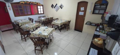 En restaurant eller et andet spisested på Pousada Fonseca