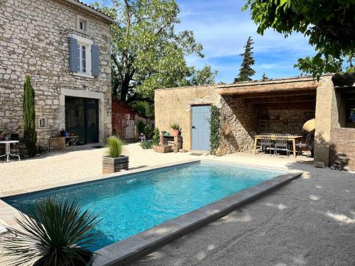 Fotografie z fotogalerie ubytování Gîte de la Madeleine - au coeur du village v destinaci Saint-Remèze