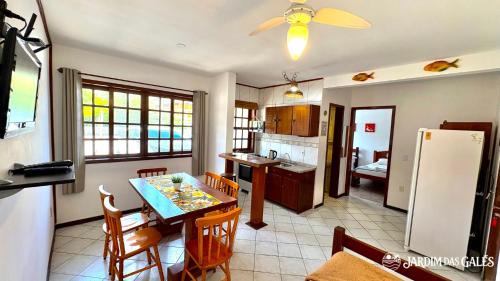 Et tv og/eller underholdning på Jardim das Gales Bombinhas