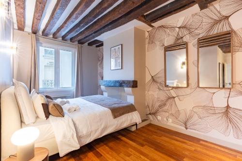 Heart of Paris - Spacious 3-Bedroom Air-Conditione