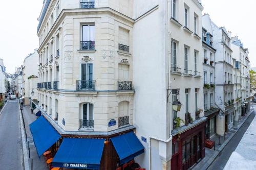 Heart of Paris - Spacious 3-Bedroom Air-Conditione