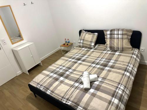 Ref B chambre à louer à 6 minutes de Disneyland dans un grand appartement partagé