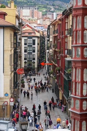 Ongi Etorri to the heart of the Old Town!
