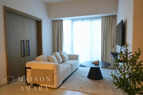 Luxury 1BR Apartment - DAMAC Hills - Infinity Pool