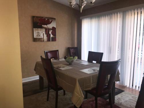 Billede fra billedgalleriet på Cozy home, 10 minutes away from downtown i Charlotte