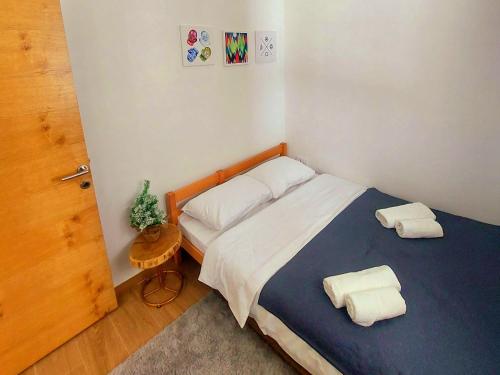 En eller flere senge i et værelse på Bianca