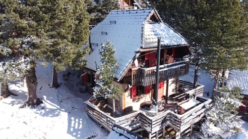 urige Hochgamshütte auf 1800m Nähe Skilift mit Sauna, Kamin & Panoramablick