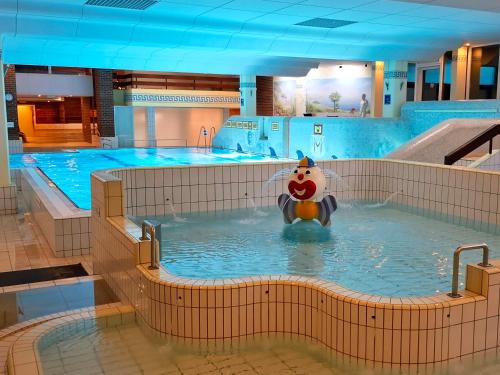 Hồ bơi trong/gần Premium Apartment Wohlfühl-Oase mit Pool und Sauna