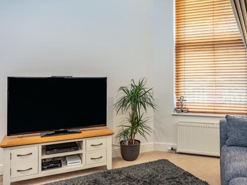 Et tv og/eller underholdning på Admiral's Rest