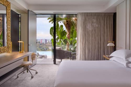 Emporium Hotel South Bank — Pool view