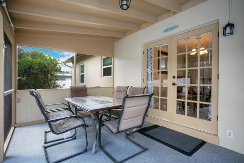 a dining room with a table and chairs at Home away from Home! in Deltona