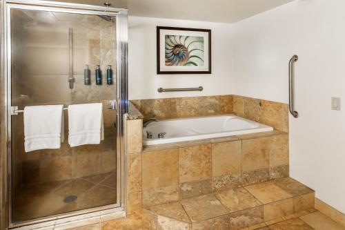 Et badeværelse på Hilton Vacation Club Ka'anapali Beach Maui