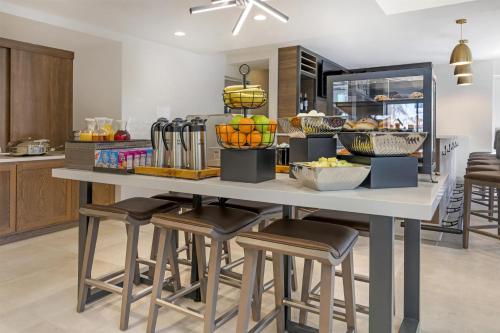 Đồ ăn tại/gần khách sạn