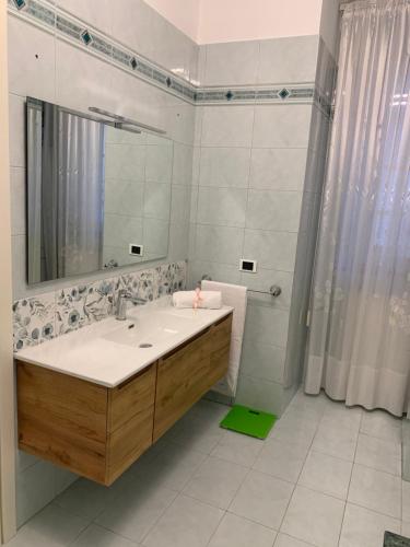 Phòng tắm tại Lo Zio Vito