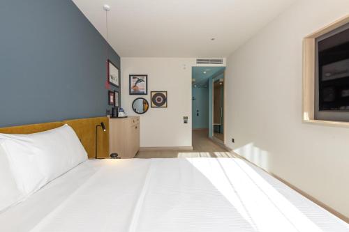 Hampton By Hilton Batumi Center — Bedroom