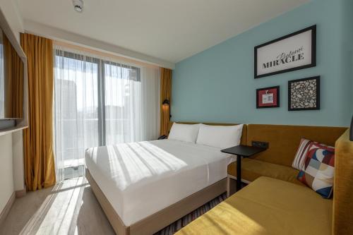 Hampton By Hilton Batumi Center — City view