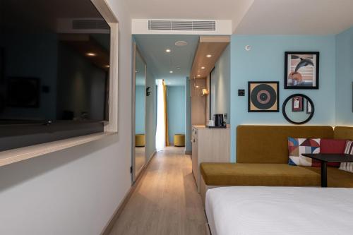 Khu vực ghế ngồi tại Hampton By Hilton Batumi Center
