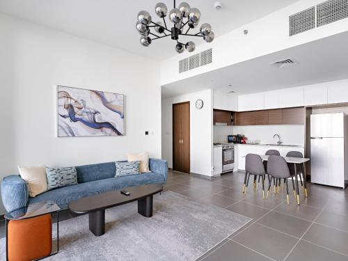 Creek Harbour Gem Stylish 2BR with Stunning Views-17