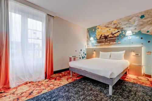 Queen Room