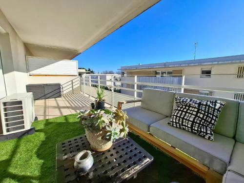 T2 confort proche centre & plages, parking, clim