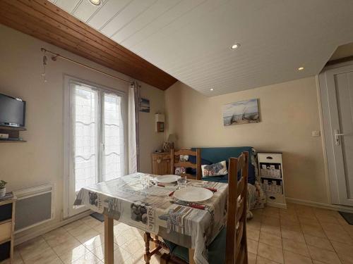 Appartement 2 pièces 4 couchages DOLUS D'OLERON DDO000-461