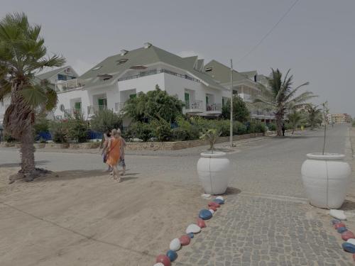 Leme Bedje - Martine