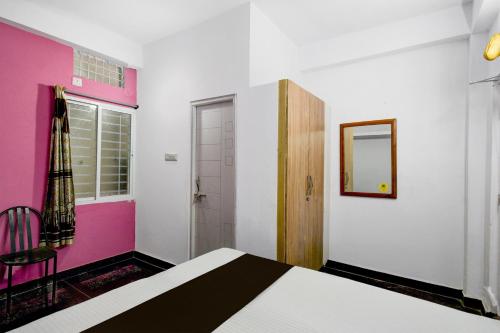 Galeriebild der Unterkunft Hotel O Sun Lodge in Hyderabad