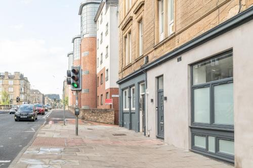Easter Cosy 4 Bedroom Apartment - Edinburgh photo 61