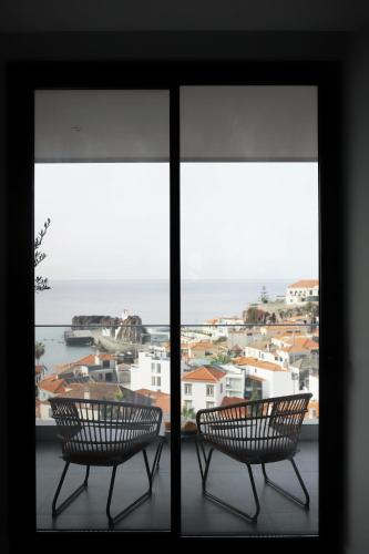 B View Madeira - Ocean & Bay View Apartment
