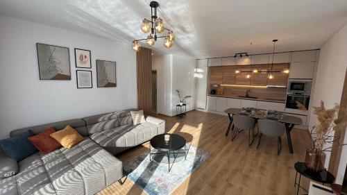 Riverside Promenada Apartment Nitra Castle View