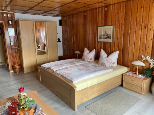 Postel nebo postele na pokoji v ubytování Ferienhaus Weber Bad Frankenhausen