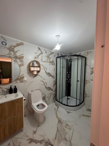 Et badeværelse på IUGAs RESIDENCE