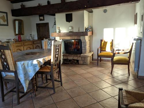 Posezení v ubytování Maison des lacs