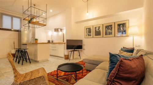 Gorgeous 2-Bed Apt in Seville Center