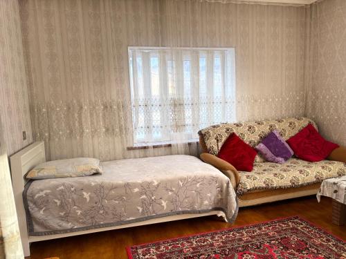 Giường trong phòng chung tại Skyview