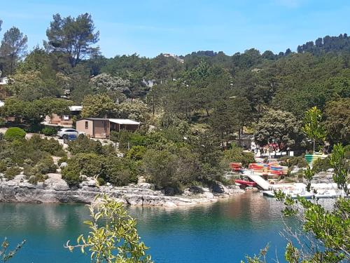Mobil home au bord des gorges du verdon