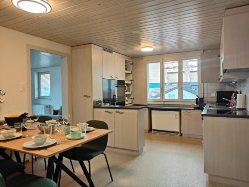 Thun Mountain View Stay – Central & Quiet
