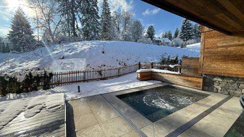 Ziegelberg Chalets v zimě