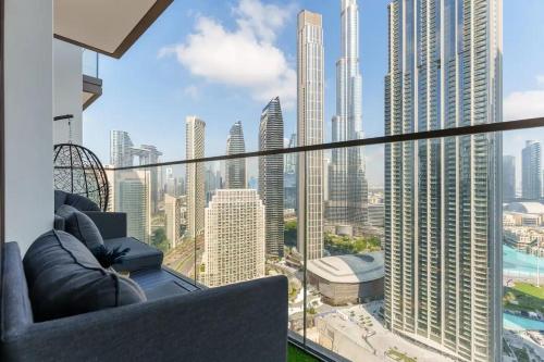 3Min to Dubai mall and Burj Khalifa, Luxury 1B and Amenities