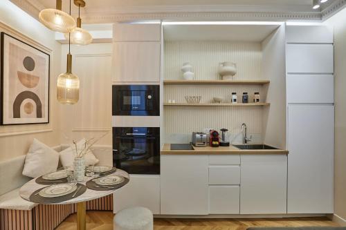 Sublime apartment in the heart of Paris 4 people FBMAR1 by Studioprestige