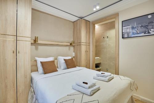 Sublime apartment in the heart of Paris 4 people FBMAR1 by Studioprestige