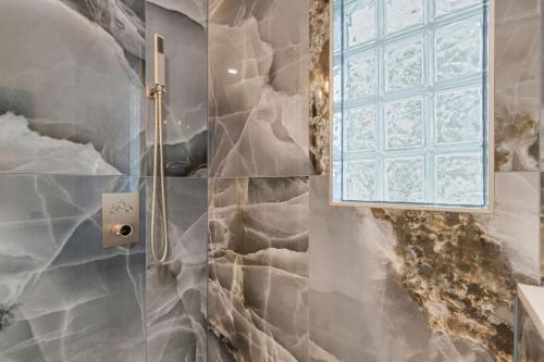 Phòng tắm tại Seagrass Escape - Monthly Beach Rental